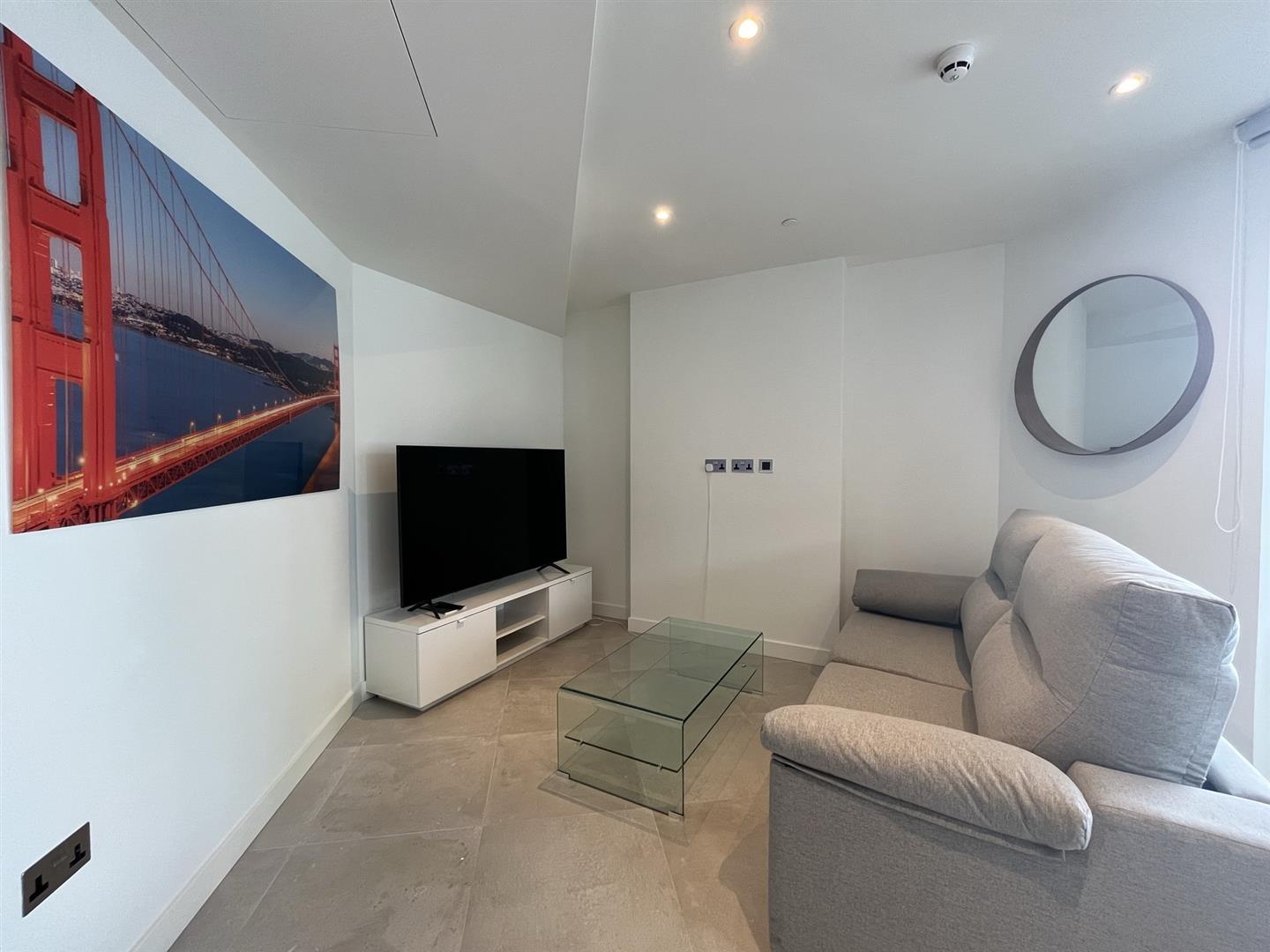 Image of Apartment - 1 Bedrooms - 1 Bathrooms for Rental in EuroCity-Gibraltar, Image 2